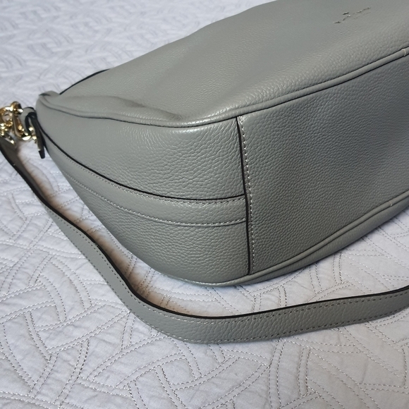 Kate Spade Leather Bag Light Gray Shoulder Crosbody Strap aprox 13x11x4.5 EUC - Picture 10 of 16